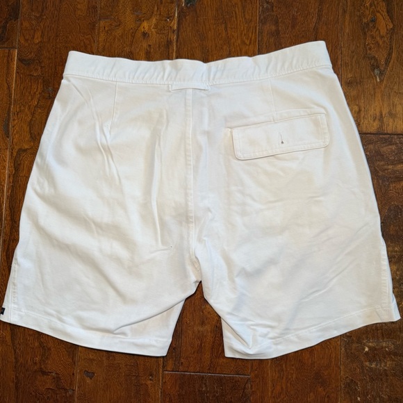 Good Man Brand Flat Front Chino Shorts White size S - Picture 8 of 11